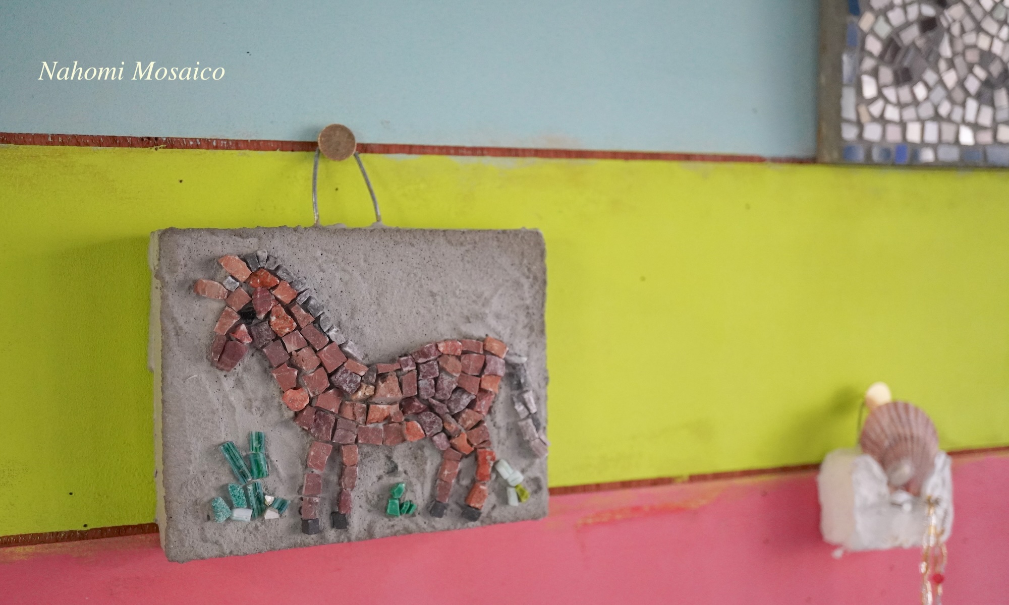 新年の願いを”形”に・干支【馬のモザイク絵馬】ワークショップ